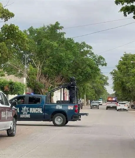 Joven queda al borde de la muerte tras violento ataque de los macheteros en Ahome