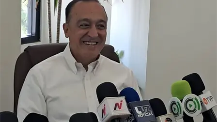 Alcalde de Ahome confirma asistencia a marcha por el séptimo aniversario de Morena en CDMX Alcalde de Ahome confirma asistencia a marcha por el séptimo aniversario de Morena en CDMX