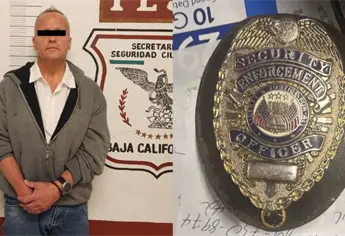Detienen a falso agente del FBI en México; portaba una placa de fantasía