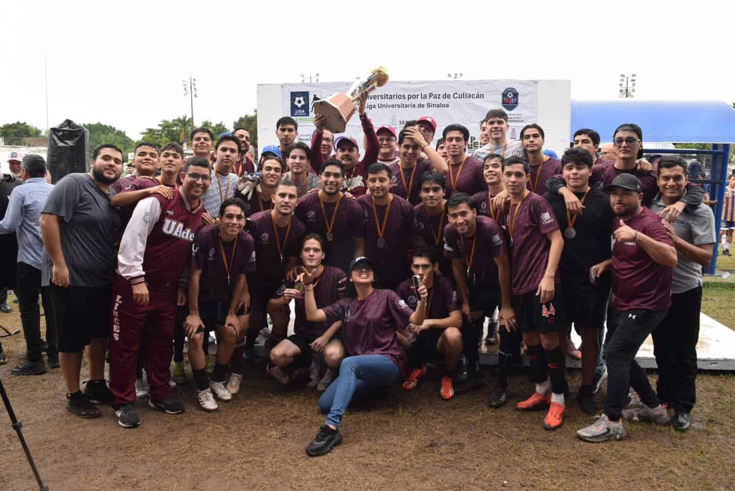 UAdeO, campeón de la primera Liga Universitaria de futbol en Culiacán