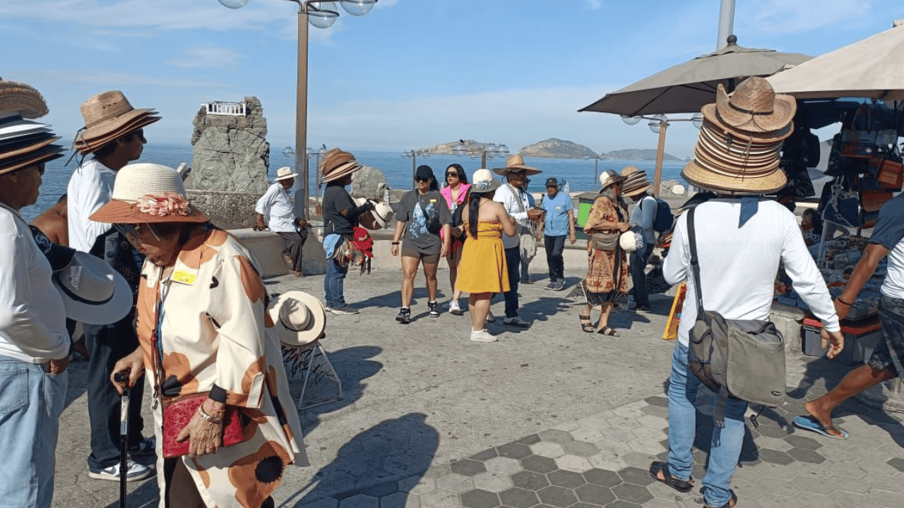 Mazatlán cierra semana con arribo de 11 mil cruceristas y una derrama de 18 millones de pesos