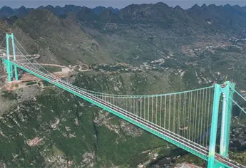 Este es el puente colgante más grande del mundo