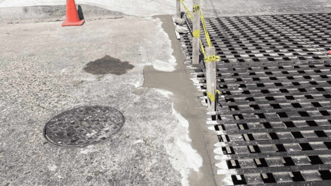 En Mazatlán se roban más de 152 tapas de alcantarillado en 2025; Jumapam invierte más de 600 mil  pesos  para reponerlas