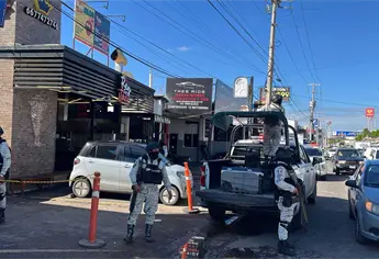 Rocían de gasolina taquería en la colonia Tierra Blanca en Culiacán
