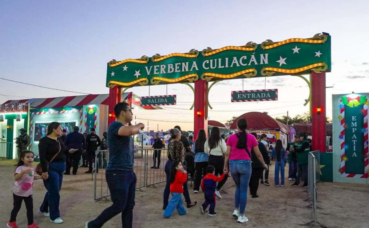 Chicos y grandes disfrutan del mágico show navideño en la Verbena Culiacán 2025