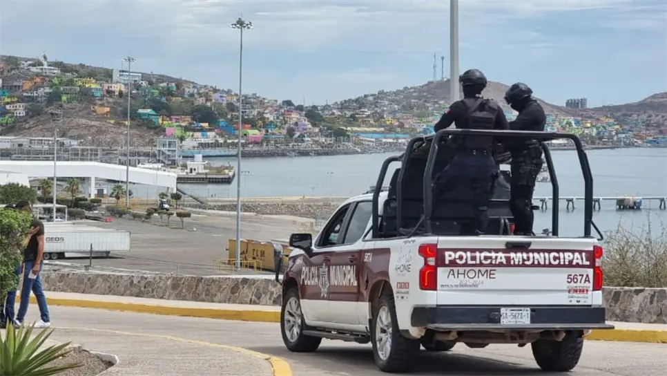 Cabe mencionar que el secretario de Seguridad y Protección Ciudadana de Ahome, Carlos Francisco Rodríguez Ponce, confirmó que la elemento que terminó lesionada fue atendida de inmediato, trasladada al hospital y que se encuentra bien, estable de salud