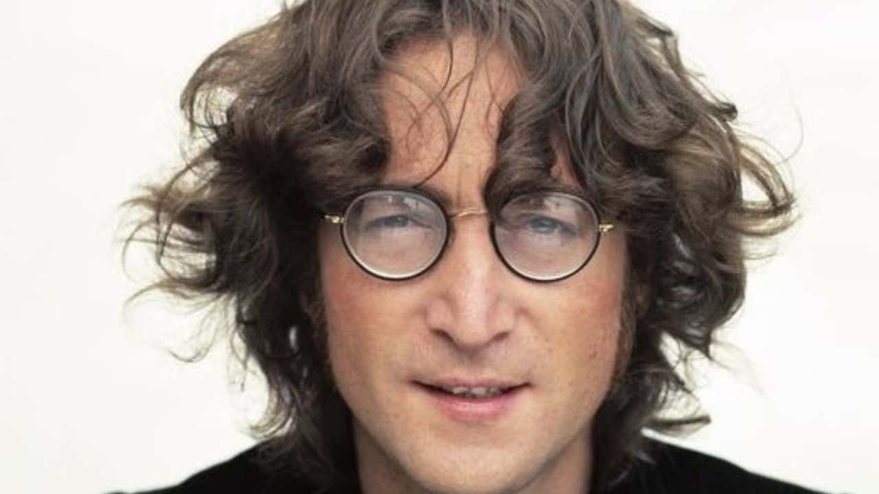 Un día como hoy el mundo lloró a John Lennon, alma de The Beatles y una de las voces más influyentes de todos los tiempos