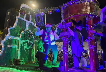 La Magia de la Navidad ilumina las calles de Culiacán con el tradicional desfile navideño