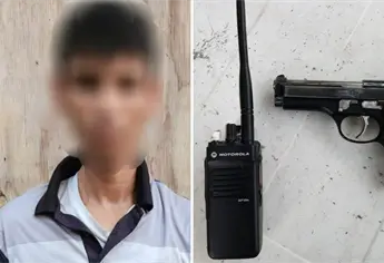 Detienen en Culiacán a una joven con un arma corta, un cargador abastecido y un radio