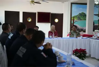 Estrella Palacios acude a Mesa de la Paz para afinar el operativo Guadalupe-Reyes 2025-2026