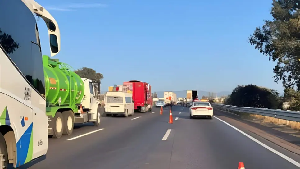FOTO: Hay cierres totales y caos en autopistas clave, revisa el reporte de CAPUFE hoy 10 de diciembre, planifica tu ruta y evita las zonas de bloqueo.