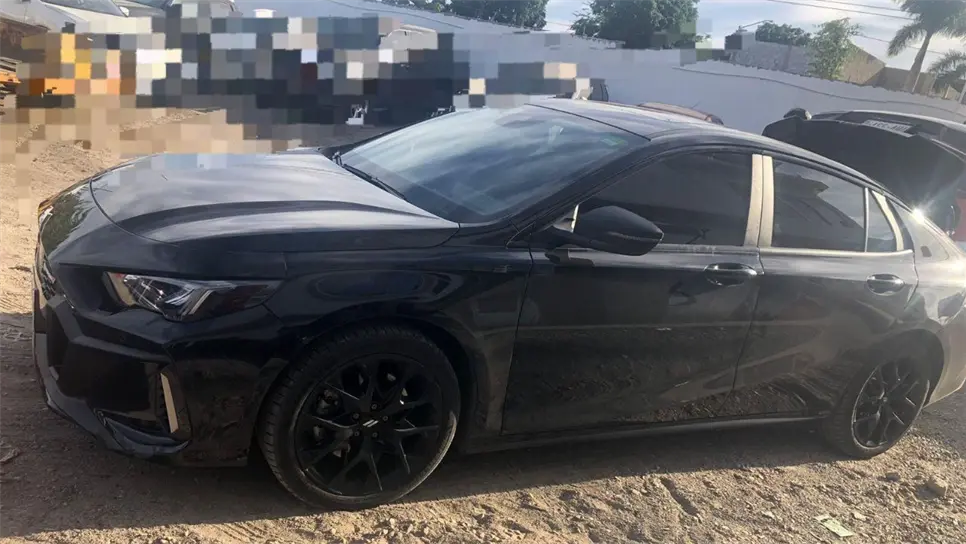 De este hecho no se reportaron personas detenidas, ya que estos lograron huir con rumbo desconocido tras dejar el vehículo abandonado