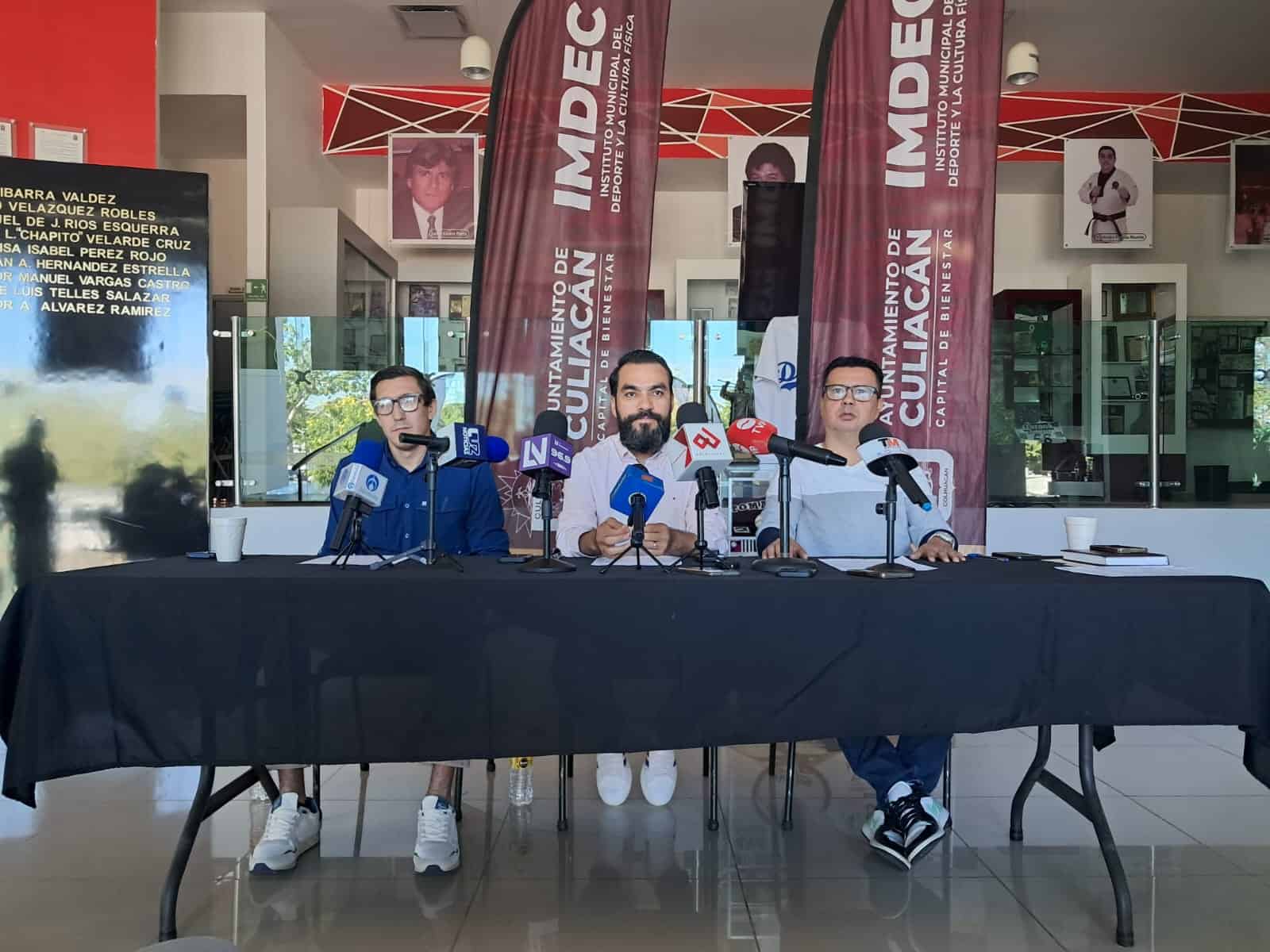 Ayuntamiento de Culiacán becará por 1 año a 264 atletas medallistas de este 2025