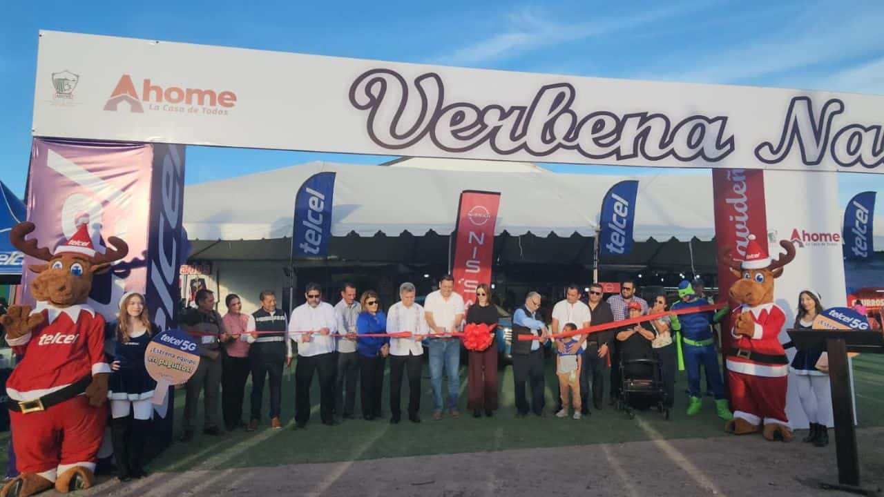 Inauguran la tradicional Verbena Navideña de Los Mochis en los patios del Ingenio