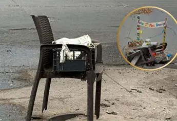 Decoran con sillas y confetis alcantarillas abiertas en Los Mochis; JAPAMA atiende denuncias