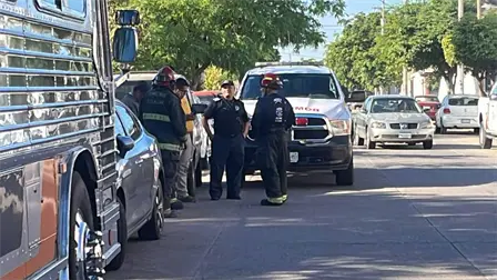 Se intoxican al menos cinco personas con fuertes olores en la Infonavit Solidaridad, Culiacán Se intoxican al menos cinco personas con fuertes olores en la Infonavit Solidaridad, Culiacán