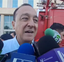 Ahome aplica "cero tolerancia" a conductores ebrios: Antonio Menéndez pide usar taxis en fiestas decembrinas Ahome aplica "cero tolerancia" a conductores ebrios: Antonio Menéndez pide usar taxis en fiestas decembrinas