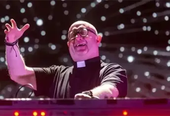 Padre Guilherme le pone ritmo electrónico a La Guadalupana | VIDEO