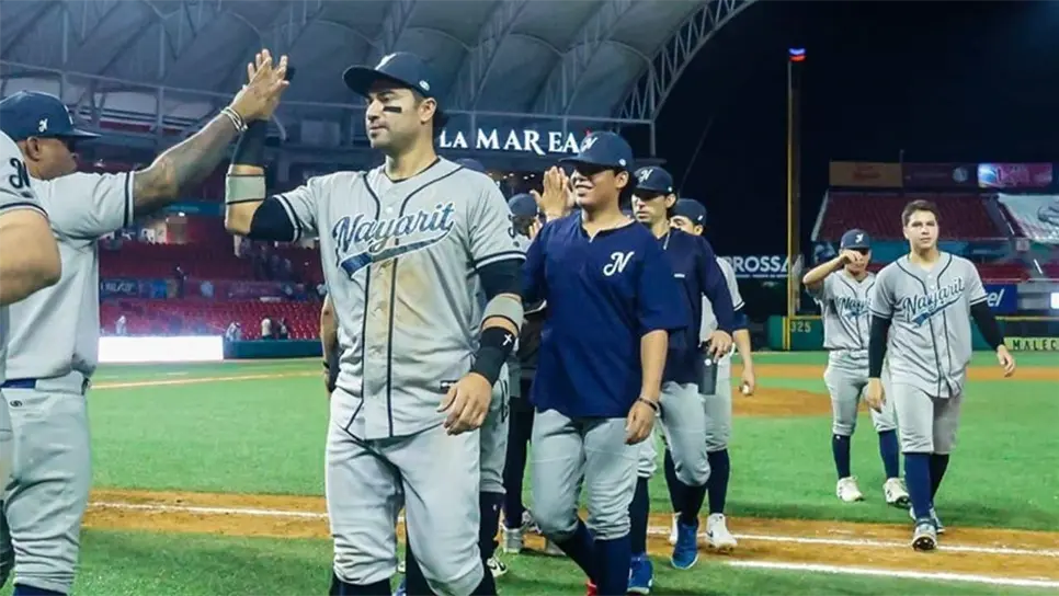 Jaguares empieza a jugar el béisbol que exige diciembre: oportuno, agresivo y sin concesiones. Venados, en cambio, sigue peleando contra el reloj. En esta etapa del calendario, cada noche define destinos... y Nayarit ya mostró que viene dispuesto a pelear hasta el final