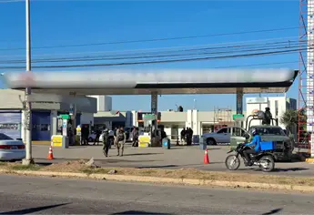 Inspección sorpresa en gasolinera del fraccionamiento Costa Dorada, en Mazatlán