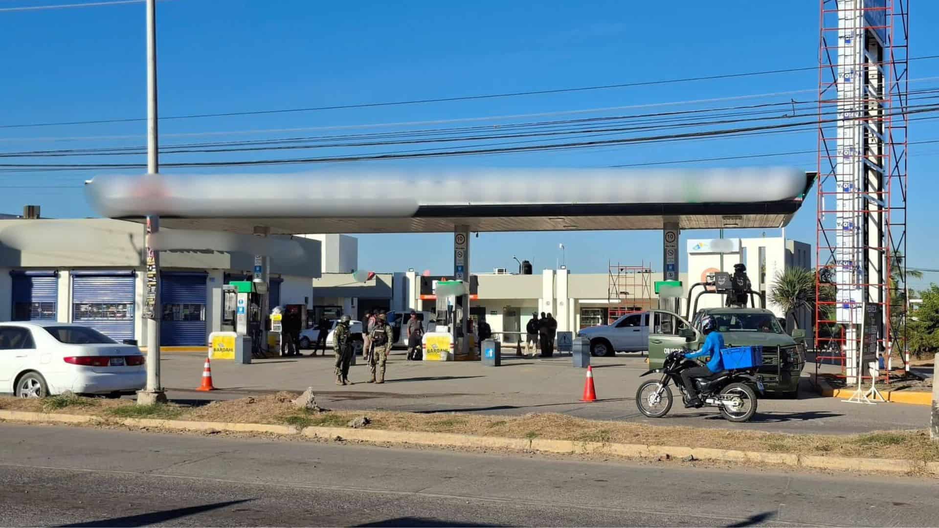 Inspección sorpresa en gasolinera del fraccionamiento Costa Dorada, en Mazatlán
