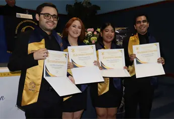 Se gradúan estudiantes de la Especialidad en Endodoncia y la Maestría en Ortodoncia y Ortopedia Maxilar de la UAS