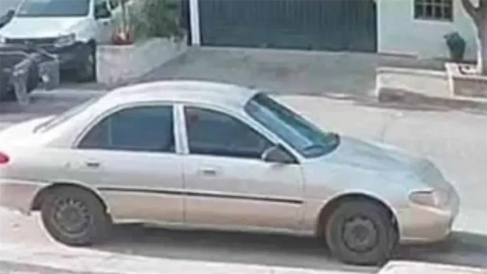 Piden ayuda para localizar automóvil extraviado en el centro de Los Mochis