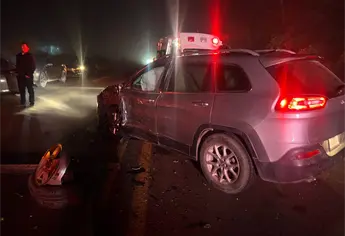 Aparatoso choque en la carretera Los Mochis-Ahome deja dos lesionados