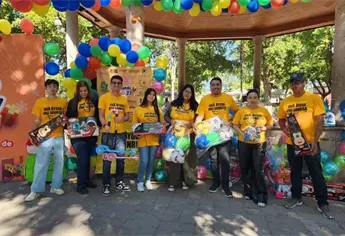 Con respaldo ciudadano avanza colecta de juguetes de Una Ayuda, Una Sonrisa en Los Mochis