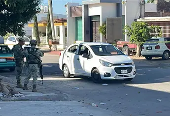 Balacera en la colonia Miguel Hidalgo deja un automovilista herido en Culiacán