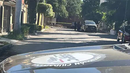 Localizan a persona asesinada envuelta en pl&aacute;stico y edred&oacute;n en Issstesin en Culiac&aacute;n