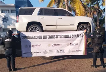 Aseguran una camioneta blindada en la zona de Bacurimí, en Culiacán