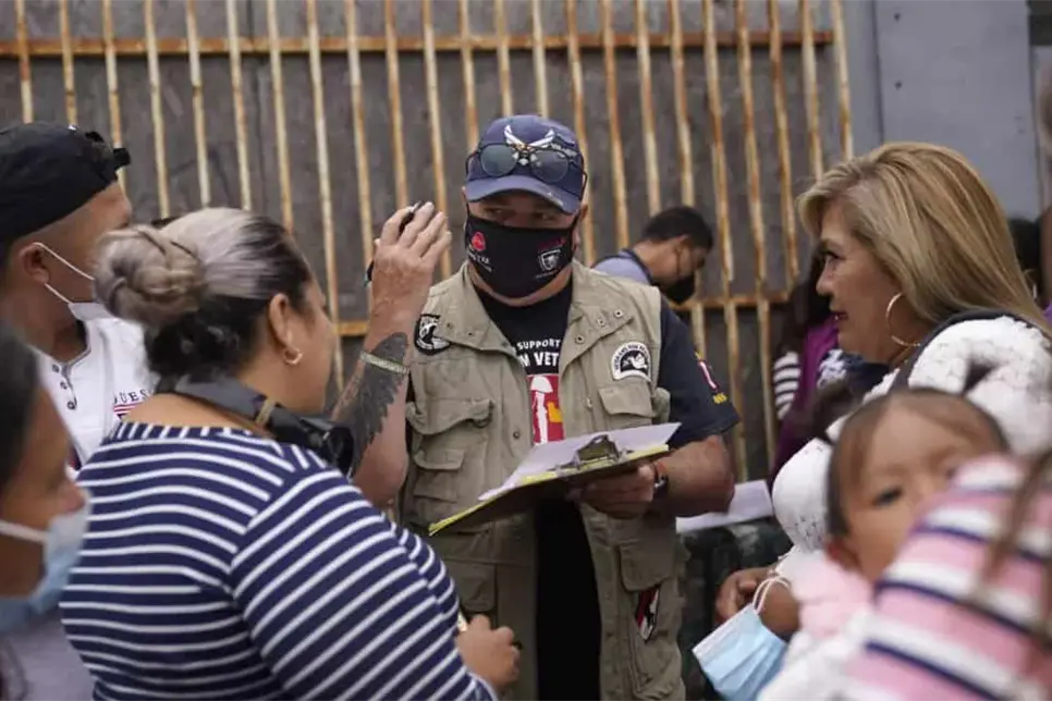 Migrantes sin estatus legal recibir&iacute;an vuelos gratuitos y mil d&oacute;lares para regresar a su pa&iacute;s en Navidad