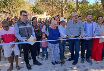 Rocha Moya inaugura obras de pavimentaci&oacute;n y alumbrado p&uacute;blico en Badiraguato