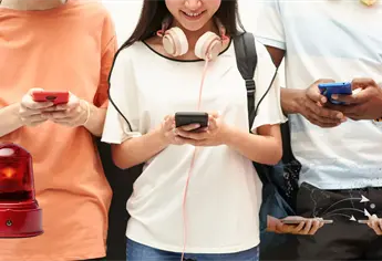 ¿Los niños perderán sus líneas celulares tras el registro obligatorio para 2026?