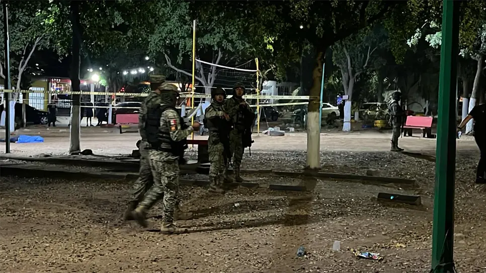 El cuerpo quedó tendido en las canchas del lugar, (FOTO: Cortesía).