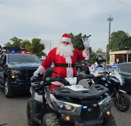 Arranca el Policlaus 2025 en Ahome; llevan miles de juguetes a ni&ntilde;os en comunidades