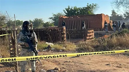 Hallan a hombre mutilado en ladrillera de la colonia Alameda de Culiac&aacute;n