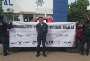 Detienen a un civil y aseguran dos vehículos durante recorridos en distintos sectores en  Culiacán