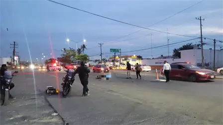 Motociclista pierde la vida arrollado por veh&iacute;culo fantasma frente a agencia de la Fiscal&iacute;a en Mazatl&aacute;n