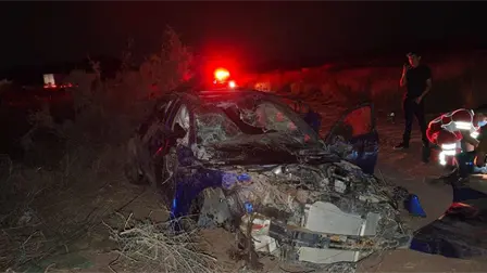 Cae en bache y vuelca en la M&eacute;xico 15, minutos antes del A&ntilde;o Nuevo en Ahome