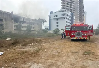 Detienen a 4 sujetos en Mazatlán por quemar basura en hotel abandonado