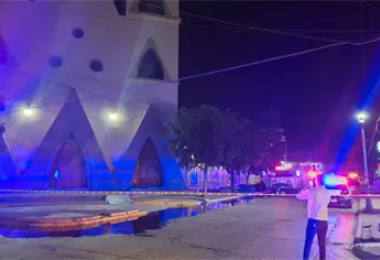 Muere indigente en incendio en una iglesia de Guasave; dormía en el nacimiento