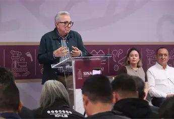 “Es la primera vez que no le doy dinero para pagos decembrinos” Rocha Moya reconoce disciplina financiera en Ahome