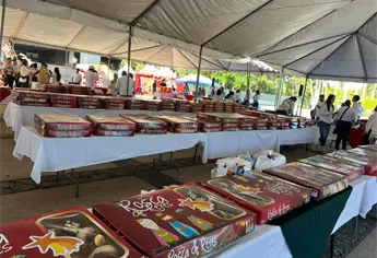 DIF Sinaloa regala rosca de reyes a las familias de Culiacán