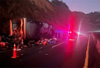 CAPUFE: Carreteras cerradas hoy 7 de enero por choques, incendios y manifestantes