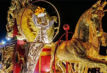 El del Rey o el de la Reina ¿Cuál fue el mejor carro alegórico de este Carnaval de Mazatlán?