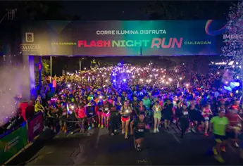 Hacen historia: 17 mil personas participan en la ‘Flash Night Run 2026’ por amor a Culiacán