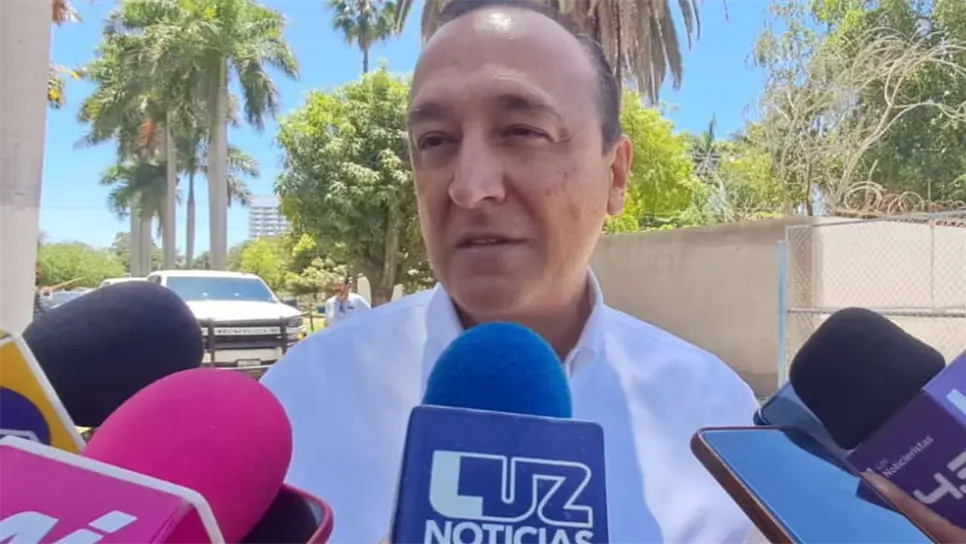 FOTO: Antonio Menéndez defiende la viabilidad del proyecto Pacífico Mexinol