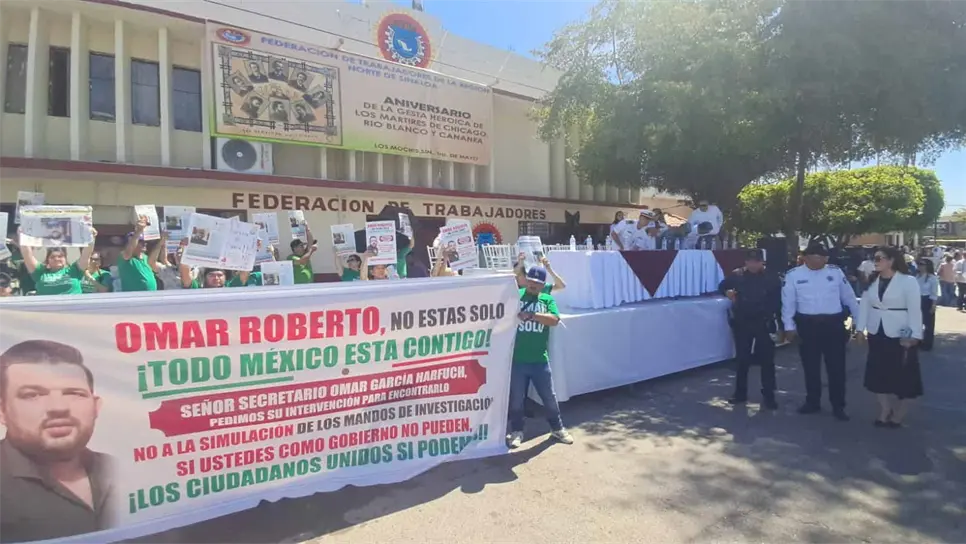 Desfile del 1 de mayo en Ahome: trabajadores marchan y familia exige justicia por Omar Acosta Zapién